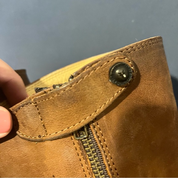 NEW Frye Melissa Button Lug Back-Zip Leather Knee High Boot in Cognac - Picture 10 of 13